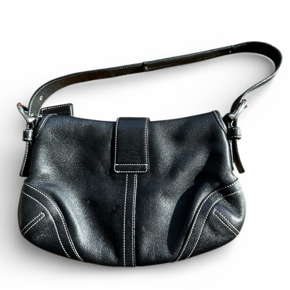 Coach Vintage Black Leather Soho Shoulder Bag Y2K Small Purse Silver Buckle - Picture 3 of 7